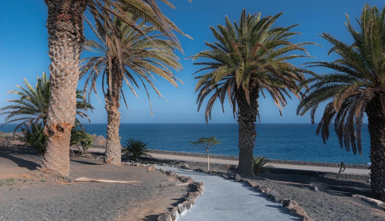 Apartamento Eduardo A Primera Linea Del Mar Costa Teguise Exterior photo